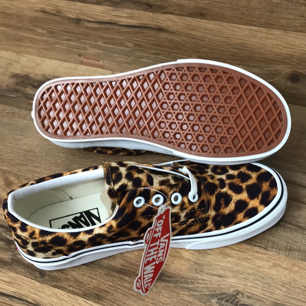 VANS ERA BRAND NEW - Picture 11 of 16